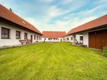 Prodej rodinného domu, Čmelíny, 450 m2
