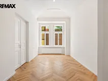 Prodej bytu 2+1, Praha - Karlín, Pernerova, 69 m2