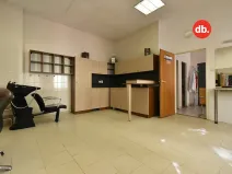 Pronájem komerční nemovitosti, Karlovy Vary, náměstí Republiky, 16 m2