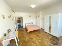 Pronájem bytu 1+1, Praha - Karlín, Sokolovská, 29 m2