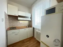 Pronájem bytu 1+kk, Praha - Troja, Mazurská, 30 m2