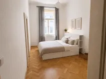 Pronájem bytu 2+kk, Praha - Nové Město, Na Zderaze, 49 m2