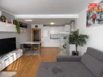 Prodej bytu 2+kk, Praha - Uhříněves, Nové náměstí, 57 m2