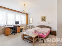 Pronájem rodinného domu, Praha - Krč, U krčského nádraží, 220 m2