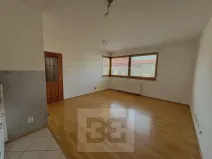 Pronájem bytu 1+kk, Hradec Králové, Na Střezině, 36 m2