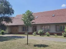 Prodej rodinného domu, Ivaň, 350 m2
