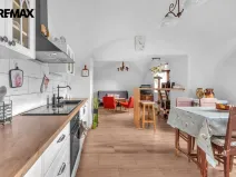 Prodej rodinného domu, Šonov, 237 m2