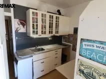 Prodej bytu 1+kk, Karlovy Vary - Rybáře, U Koupaliště, 25 m2