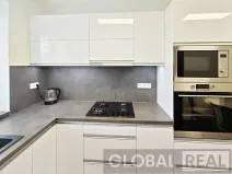 Pronájem bytu 2+1, Jihlava, Ladova, 61 m2