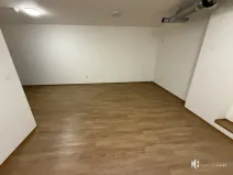 Pronájem skladu, Praha - Libeň, Pod plynojemem, 32 m2