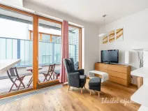 Pronájem bytu 1+kk, Praha - Vinohrady, Uruguayská, 47 m2