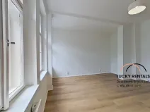 Pronájem bytu 1+1, Praha - Podolí, U Kublova, 41 m2