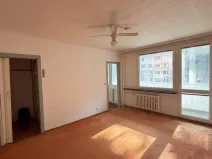 Pronájem bytu 1+kk, Praha - Podolí, Kaplická, 33 m2