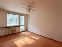 Pronájem bytu 1+kk, Praha - Podolí, Kaplická, 33 m2