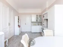 Prodej bytu 3+1, Karlovy Vary, Varšavská, 72 m2