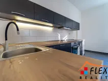 Pronájem bytu 2+1, Ostrava, Korunní, 105 m2