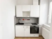 Pronájem bytu 1+kk, Pardubice - Zelené Předměstí, Havlíčkova, 24 m2