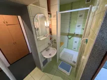 Prodej bytu 3+1, Karviná - Mizerov, tř. Těreškovové, 65 m2