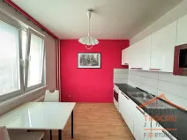 Prodej bytu 1+1, Hradec Králové, třída Edvarda Beneše, 40 m2