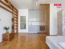 Prodej bytu 1+kk, Praha - Vršovice, V olšinách, 30 m2