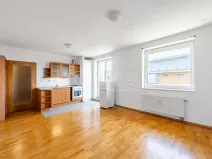 Pronájem bytu 1+kk, Praha - Troja, Vřesová, 34 m2