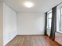 Pronájem bytu 1+kk, Praha - Vinohrady, Lucemburská, 30 m2