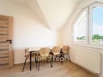 Prodej bytu 3+1, Hustopeče, Gen. Peřiny, 78 m2