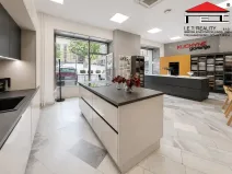 Pronájem obchodního prostoru, Brno, Dominikánské náměstí, 109 m2