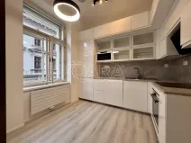 Pronájem bytu 2+1, Praha - Vinohrady, Vocelova, 83 m2