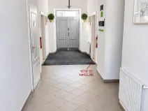 Pronájem kanceláře, Praha - Hlubočepy, Na Zlíchově, 37 m2