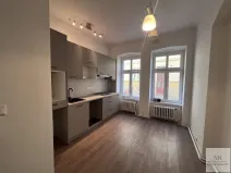 Prodej bytu 2+1, Karlovy Vary, Tylova, 70 m2