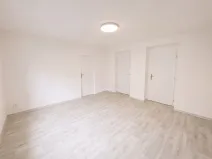 Pronájem bytu 2+1, Karlovy Vary - Stará Role, Závodu míru, 65 m2