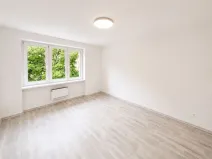 Pronájem bytu 2+1, Karlovy Vary - Stará Role, Závodu míru, 65 m2