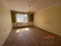 Prodej bytu 3+1, Opava - Předměstí, třída Spojenců, 74 m2