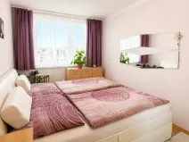 Prodej bytu 2+kk, Praha, Doležalova, 46 m2