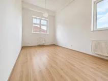 Pronájem bytu 1+kk, Rosice, Sportovní, 34 m2