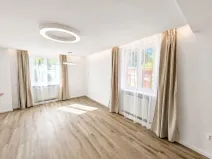 Pronájem bytu 3+kk, Cheb, Růžová, 73 m2