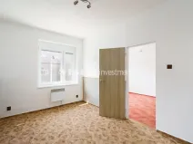 Prodej bytu 3+1, Louny, Poděbradova, 72 m2