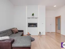 Prodej bytu 2+1, Králův Dvůr, Plzeňská, 64 m2