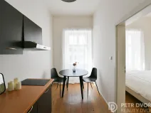 Prodej bytu 1+1, Praha - Smíchov, U Pernikářky, 27 m2