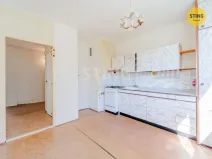 Prodej bytu 2+1, Opava, Holasická, 58 m2