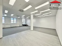 Pronájem kanceláře, Brno, Starobrněnská, 153 m2