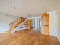 Pronájem bytu 4+1, Praha - Smíchov, Štefánikova, 147 m2