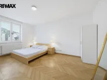 Prodej bytu 3+1, Karlovy Vary - Drahovice, Vítězná, 77 m2