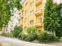 Pronájem bytu 2+kk, Praha - Žižkov, Biskupcova, 47 m2