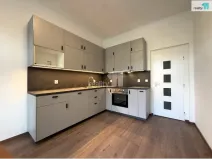 Pronájem bytu 3+1, Praha - Nusle, Svatoplukova, 68 m2