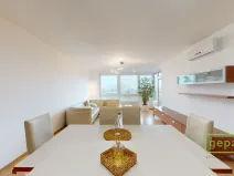 Pronájem bytu 3+kk, Praha, Nad Okrouhlíkem, 75 m2