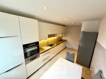 Prodej bytu 3+1, Praha - Modřany, Levského, 78 m2