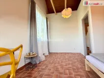 Pronájem atypického bytu, Praha - Lipence, Jílovišťská, 14 m2
