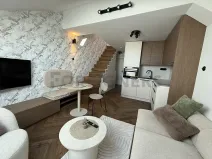 Pronájem bytu 1+kk, Hradec Králové, Eliščino nábřeží, 35 m2